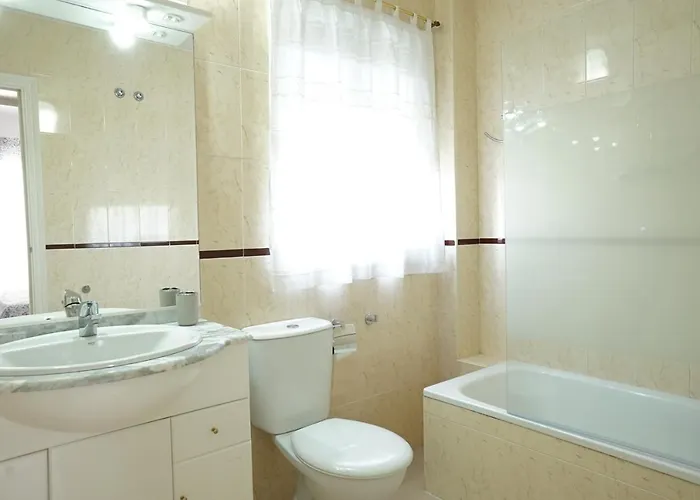 Апартаменты Amplio Ideal Familias Con Piscina Y Padel *