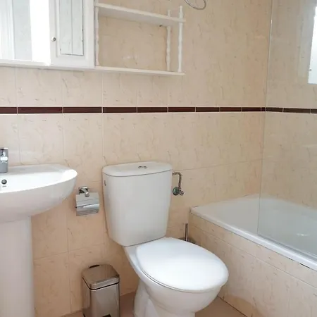 Amplio Ideal Familias Con Piscina Y Padel * 푸엔히롤라